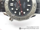 VSF厂复刻欧米茄海马Seamaster Diver 300M 钢带黑盘红针海马300胶带款高仿手表细节图